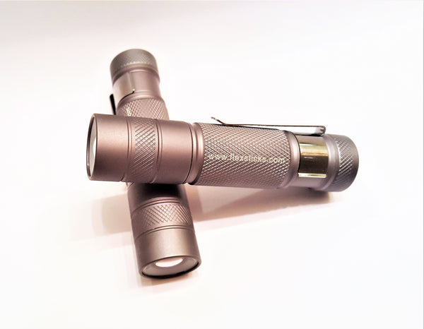 FlexBRITE LED Clip-on Flashlight